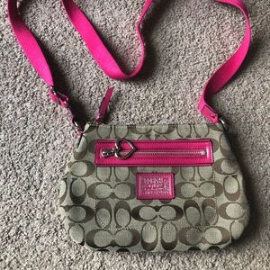 Coach crossover purse